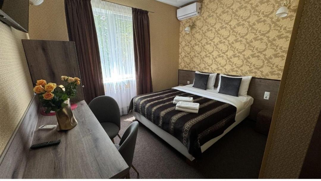 Hotel Шляпа Dnipro Exterior foto